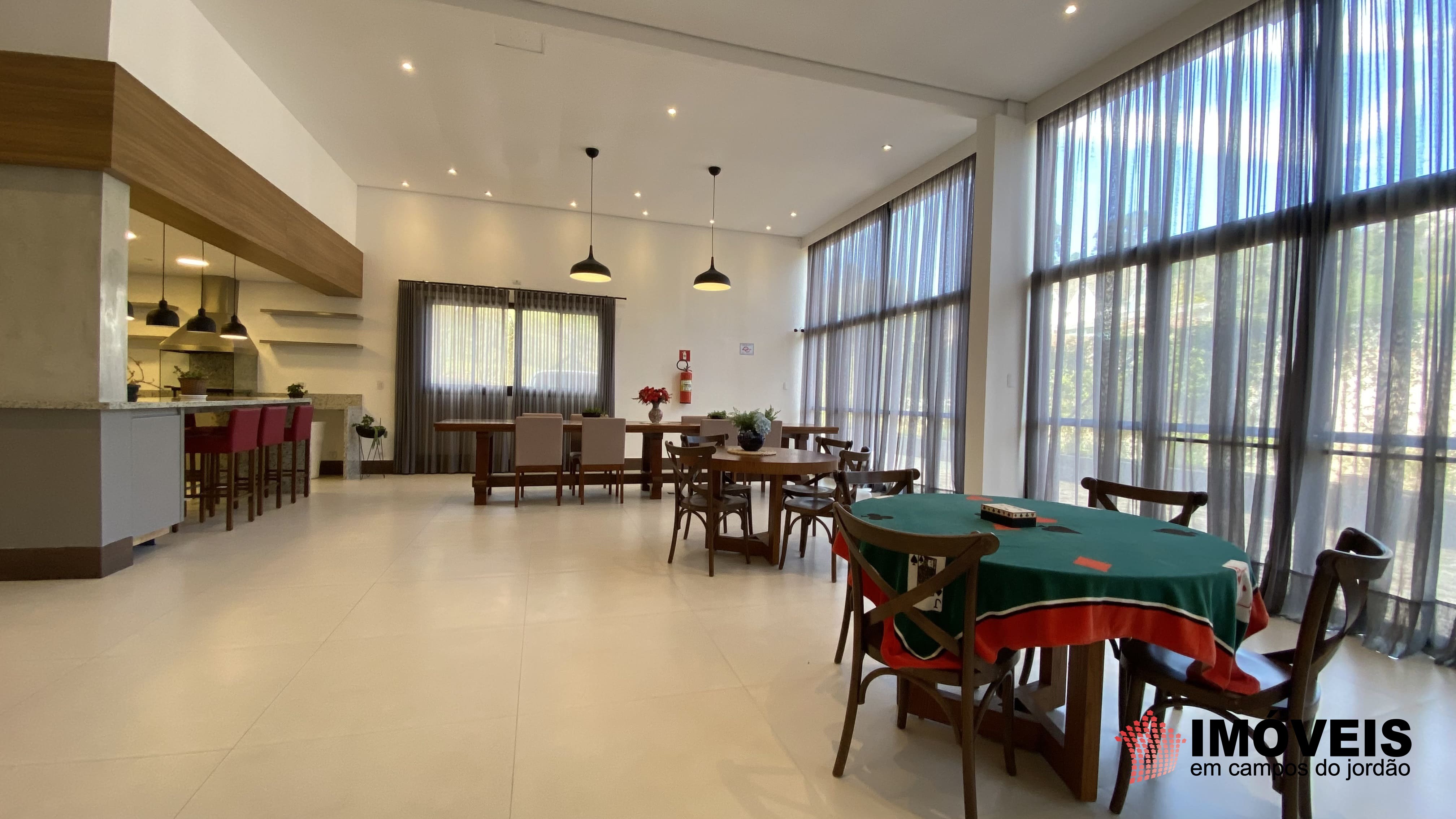 0 para Apartamentos - Venda em Campos do Jordão