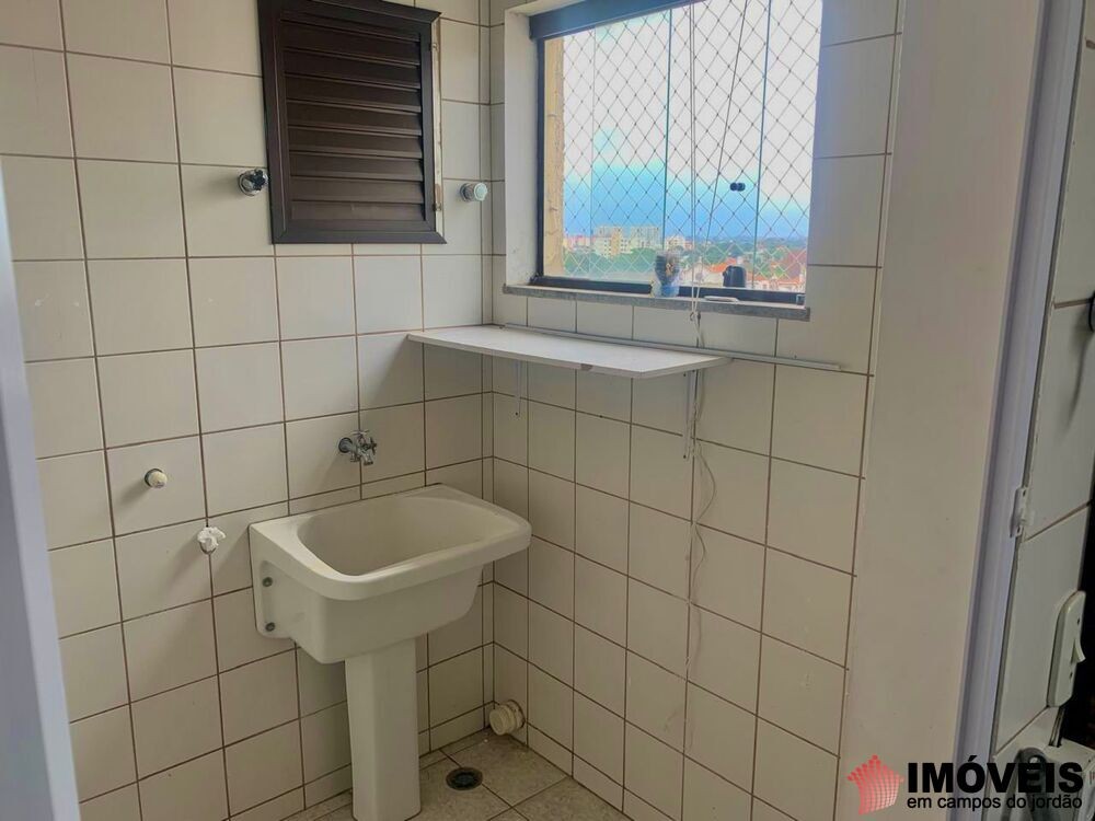 0 para Apartamentos - Venda em Campos do Jordão