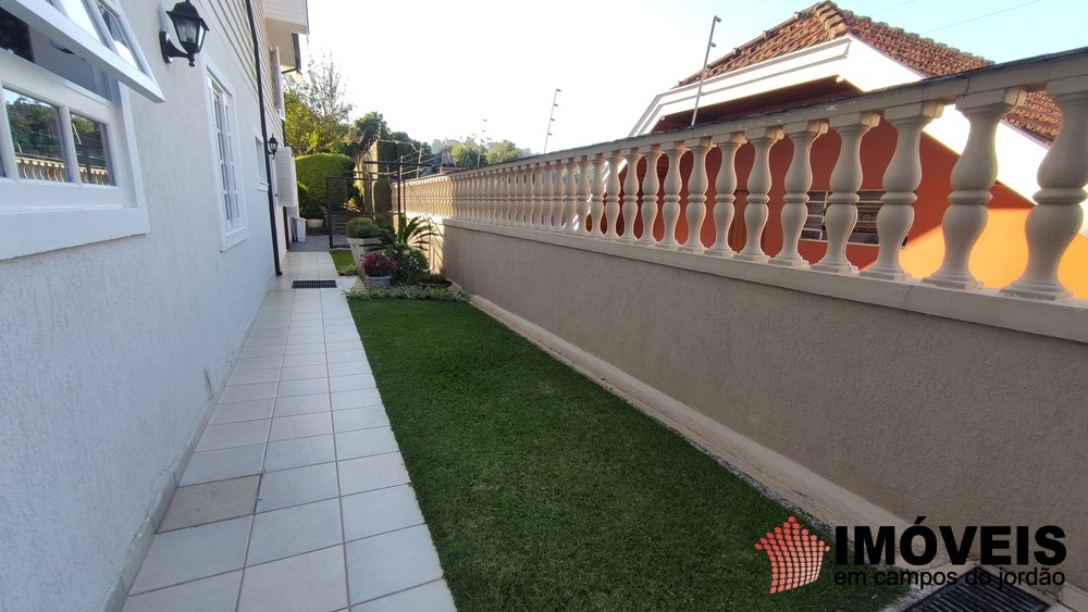 0 para Casas - Venda em Campos do Jordão