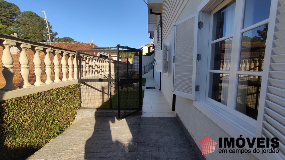 0 para Casas - Venda em Campos do Jordão