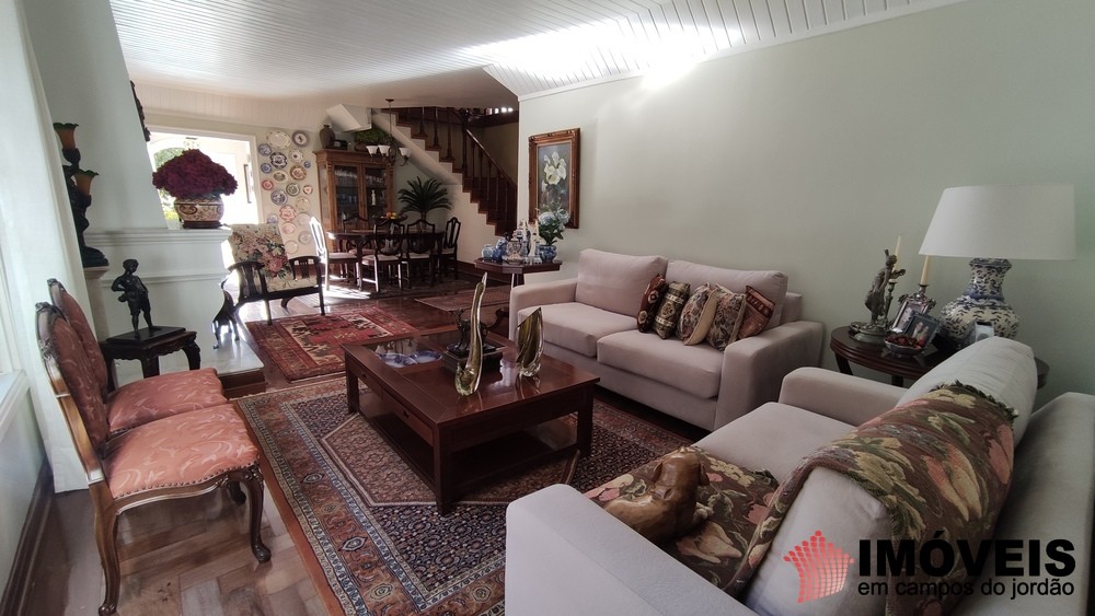 0 para Casas - Venda em Campos do Jordão