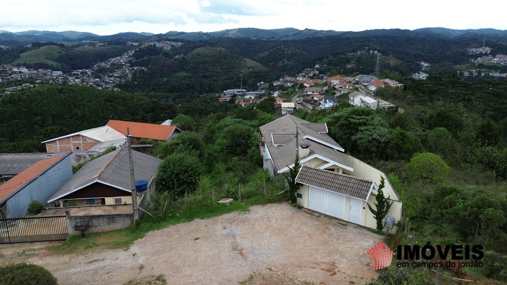 0 para Terrenos - Venda em Campos do Jordão