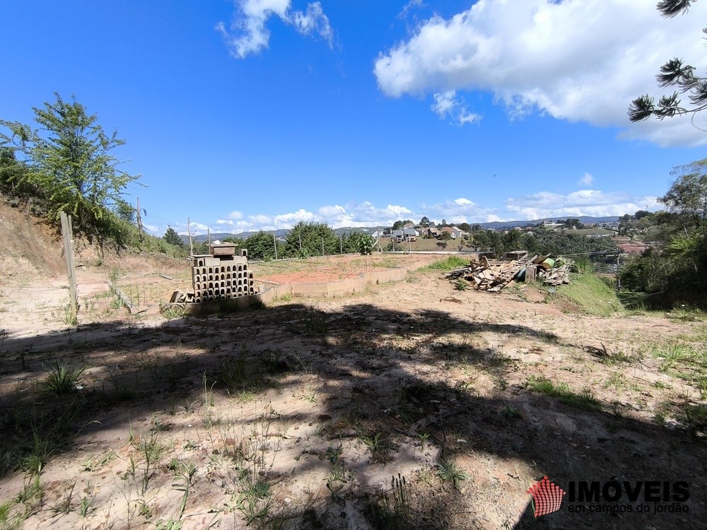 0 para Terrenos - Venda em Campos do Jordão