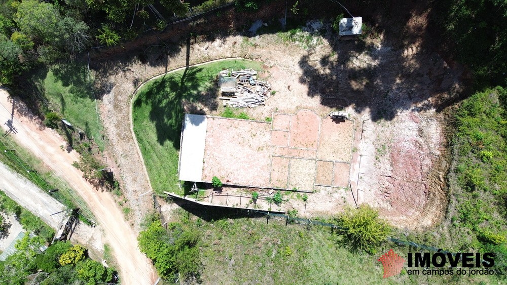 0 para Terrenos - Venda em Campos do Jordão