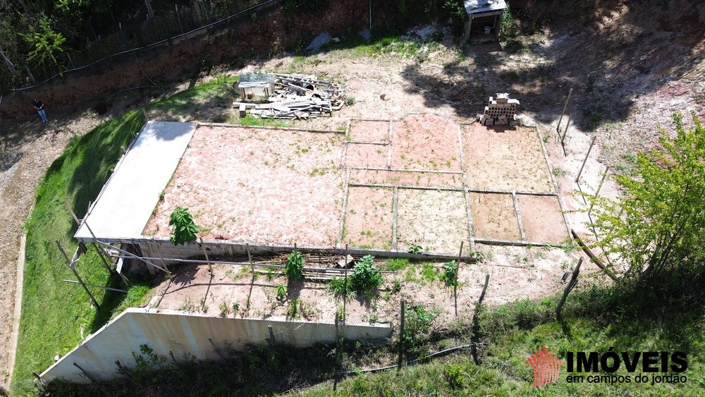 0 para Terrenos - Venda em Campos do Jordão