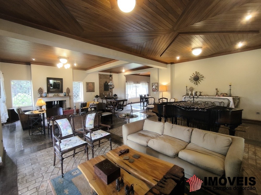 0 para Casas - Venda em Campos do Jordão