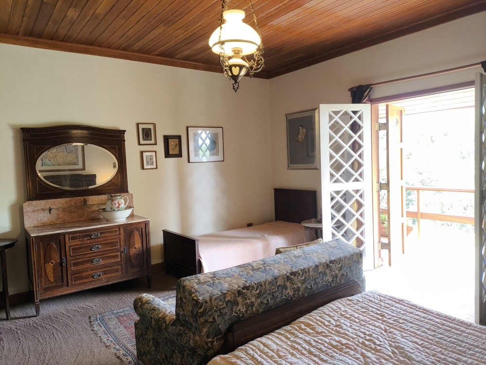 0 para Casas - Venda em Campos do Jordão
