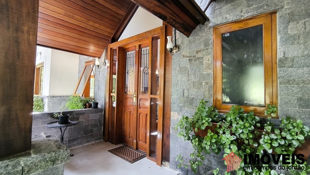 0 para Casas - Venda em Campos do Jordão