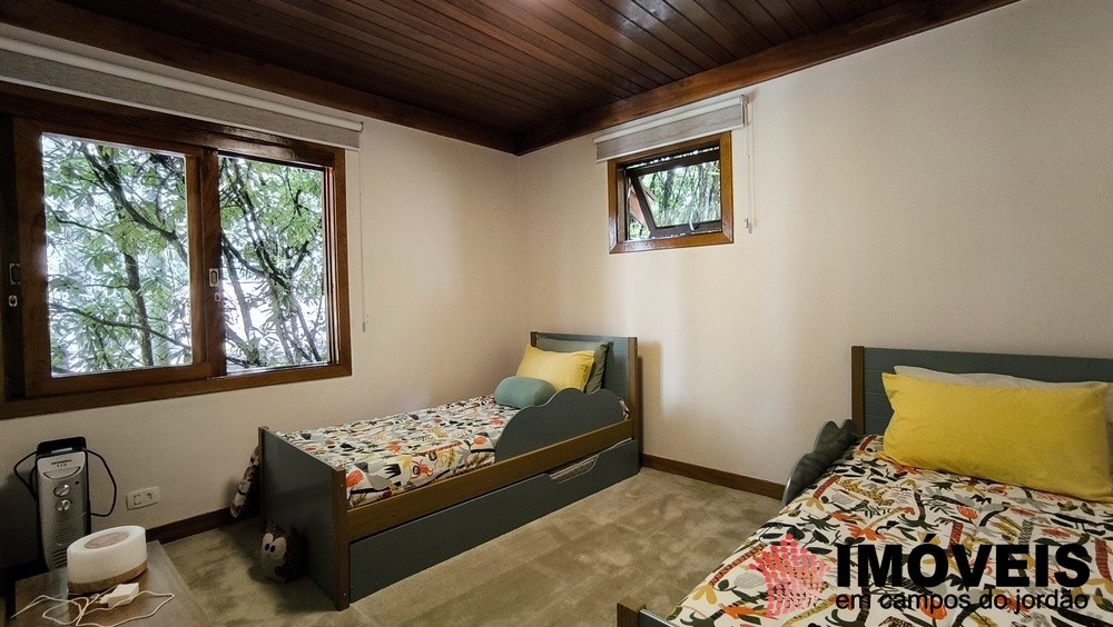 0 para Casas - Venda em Campos do Jordão