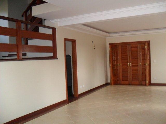 0 para Casas - Venda em Campos do Jordão