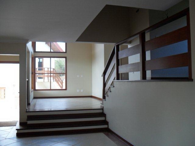 0 para Casas - Venda em Campos do Jordão