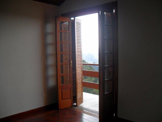 0 para Casas - Venda em Campos do Jordão