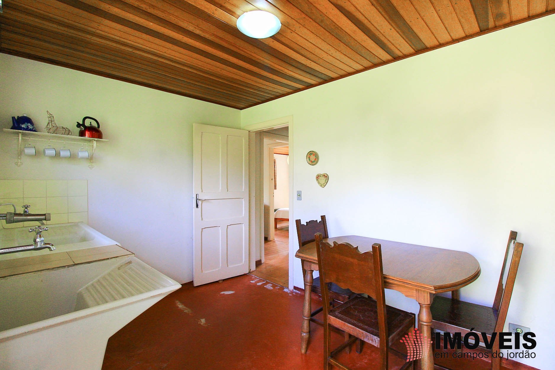1 para Casas - Venda em Campos do Jordão