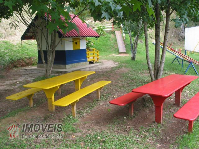 0 para Casas - Locação Temporária  em Campos do Jordão