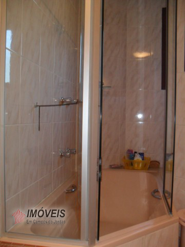 0 para Apartamentos - Venda em Campos do Jordão