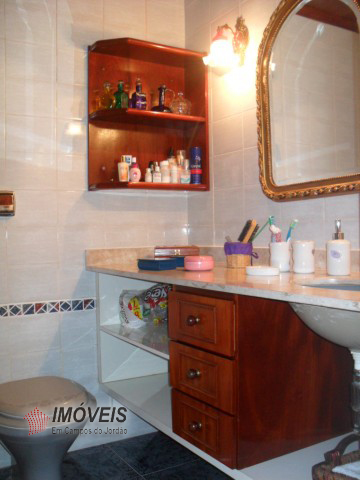 0 para Apartamentos - Venda em Campos do Jordão