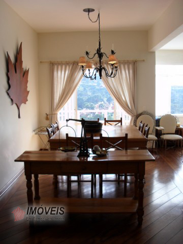 0 para Casas - Venda em Campos do Jordão