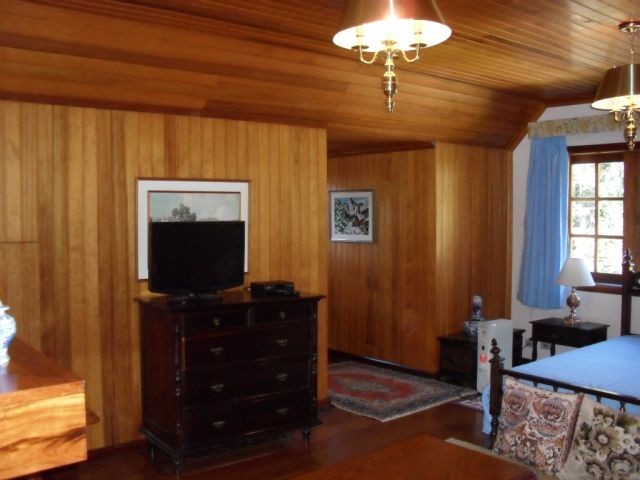 0 para Casas - Venda em Campos do Jordão