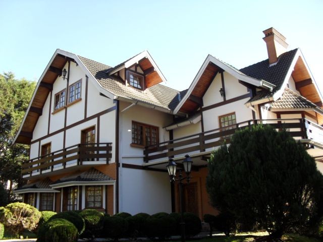 0 para Casas - Venda em Campos do Jordão