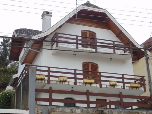 0 para Casas - Venda em Campos do Jordão