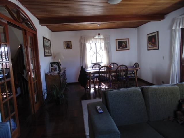 0 para Casas - Venda em Campos do Jordão