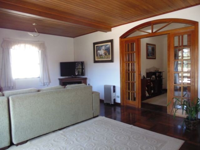 0 para Casas - Venda em Campos do Jordão