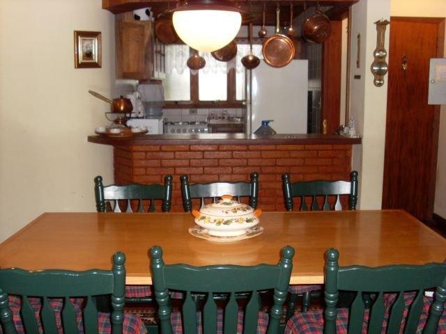 0 para Apartamentos - Venda em Campos do Jordão